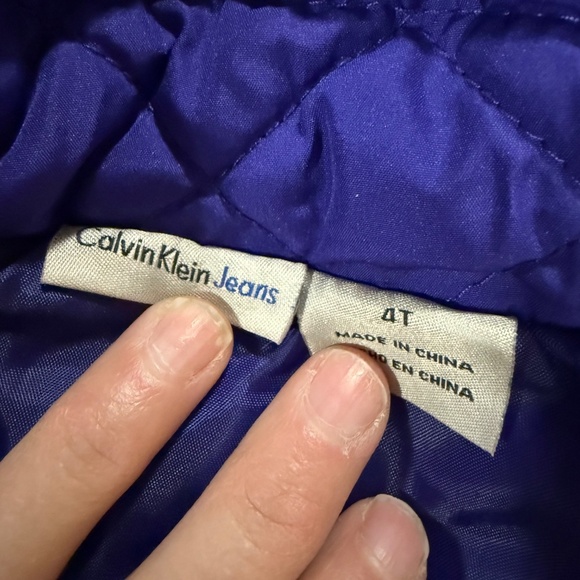 Calvin Klein quilted kids vest - Picture 3 of 3